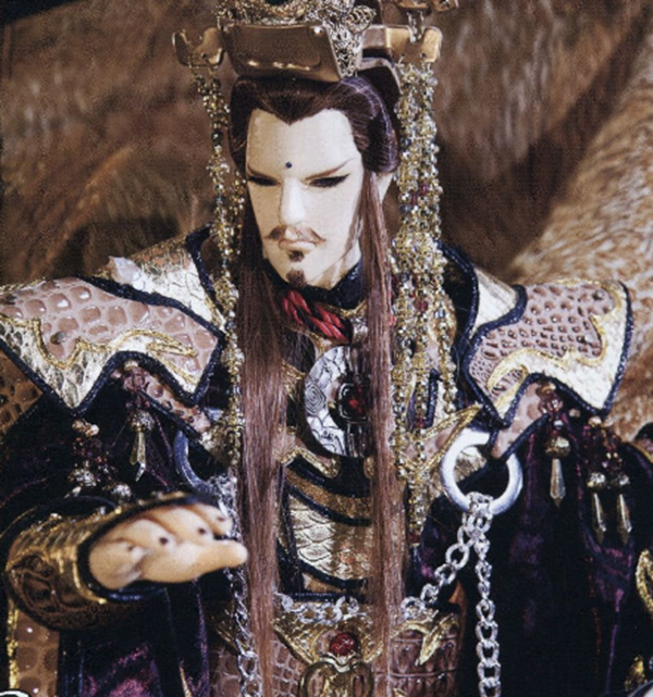 盘古神兽之一傲因,身穿褴褛博袭单人爱食人脑