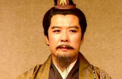 ​曹操至死没称帝，为何看似忠厚的刘备却敢称帝呢？