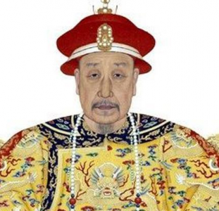 ​乾隆接手雍正的位置后 乾隆是怎么对待李卫的