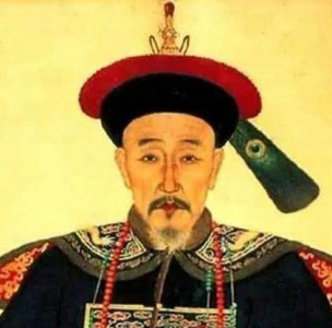 ​丰绅殷德作为和珅的儿子 和珅倒台为何他没有事情