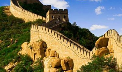 ​长城什么时候开始修建的（长城是谁第一个修建的）