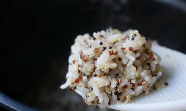 减肥的最佳碳水，减肥的人不能吃碳水么？哪些食物有优质碳水？图3