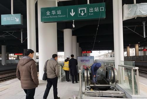 金华高铁站就是火车西站吗