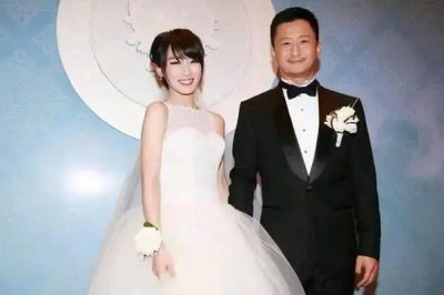 ​谢楠的第一任丈夫是谁，谢楠的老公是谁(吴京)
