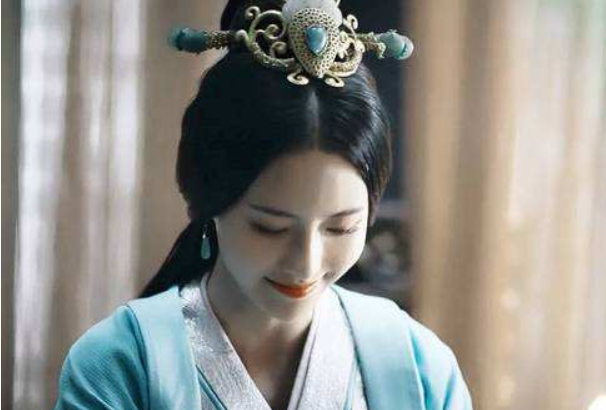 甄姬是谁的夫人：魏文帝曹丕妻子(原本是袁熙之妻)