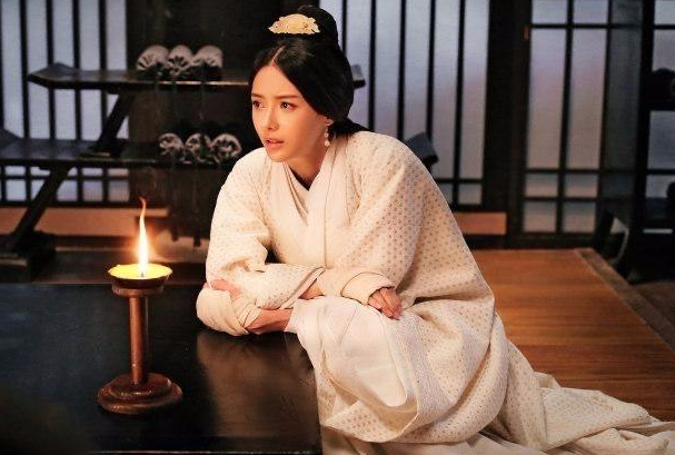甄姬是谁的夫人：魏文帝曹丕妻子(原本是袁熙之妻)