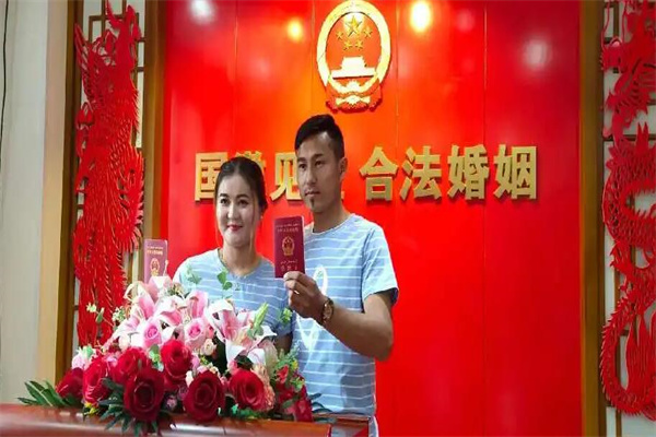 结婚证多少钱?免费(工本费已经取消)