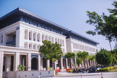 ​高考申请澳门大学（澳门大学本科申请条件）
