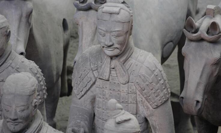 兵马俑是活人做的吗，兵马俑有活人俑吗