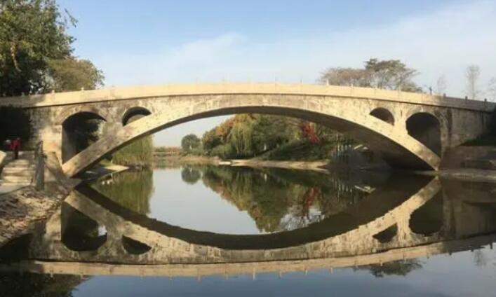 赵州桥是什么时期修建的，隋朝李春建造，1400多年的历史