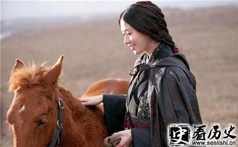 小乔剧照