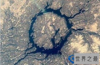 ​世界上最大的钻石坑 珀匹盖殒石坑(储存万亿克拉钻石)