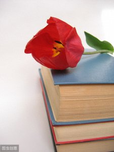 ​《乩身》：一个女瞎子，一个性无能，谁的人生不是一场场修行