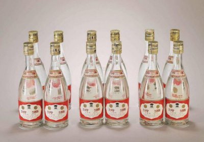 ​西凤酒百年荣耀价格  西凤酒百年精典
