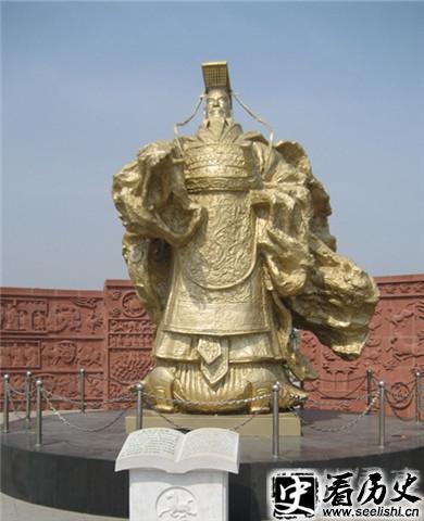 秦始皇塑像