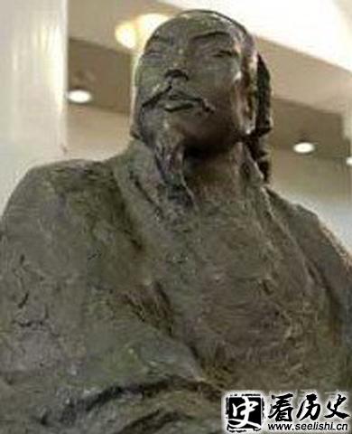 李梦阳雕像