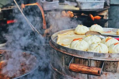 ​一两等于多少克(食堂的“一两”包子、“二两”饭，你吃饱了吗？)
