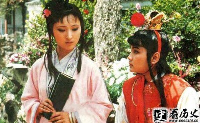​曹雪芹的经典作品《红楼梦》 文学地位不可撼动