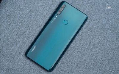 ​华为畅享10plus屏幕尺寸与iphone12Pro 差距(华为mate10pro屏幕尺寸大小)