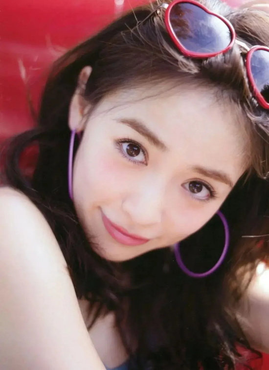 泉里香 ins写真小鉴：夏威夷般的热情似火，爱了爱了！