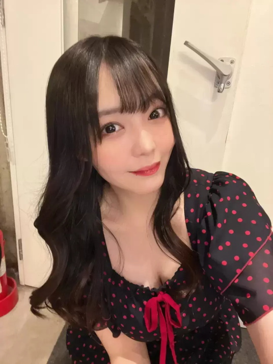 阿拉丁神灯渕ももな美图分享，曾在日本秋田县担任公务员！