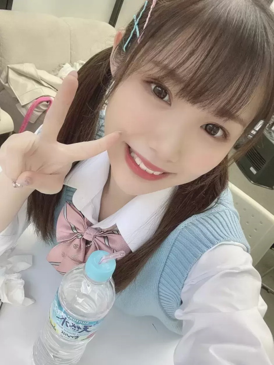 一步穿杨的牧野みおな写真分享，曾经沧海难为水！