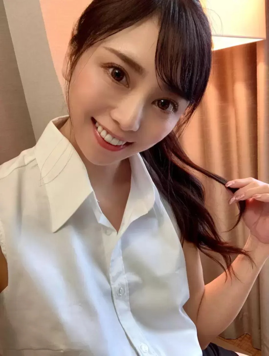 宣布引退的百瀬凛花美图分享，留下无数经典！