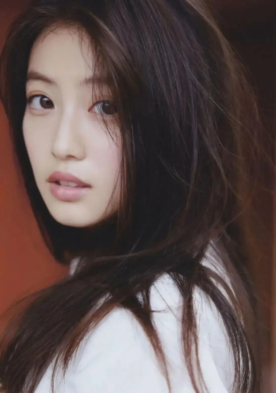 今田美樱ins写真小鉴：清新系小姐姐让人过目不忘！
