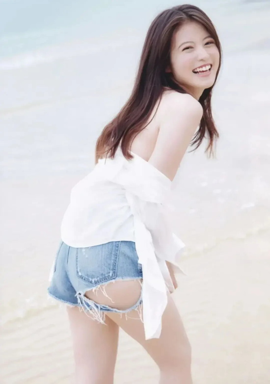 今田美樱ins写真小鉴：清新系小姐姐让人过目不忘！
