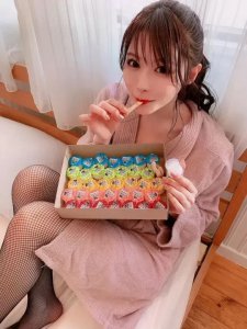 ​南妹相泽南美图分享，媚到骨子里！