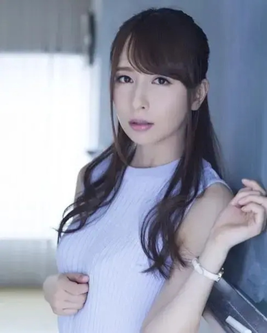 宅男女神希崎杰西卡ins美图分享，暗黑界气质混血美女！