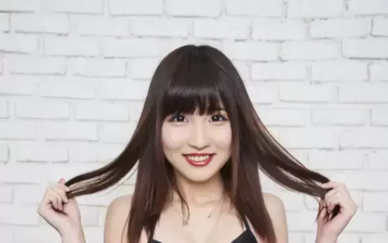 宣布引退的若月まりあ写真分享，与凉宫琴音是真实姐妹！