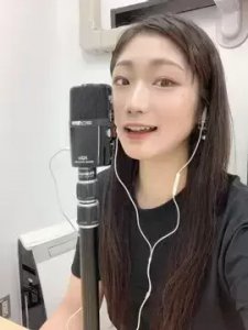 ​OL黑马滝ゆいな美图分享，爆发的青春元气！