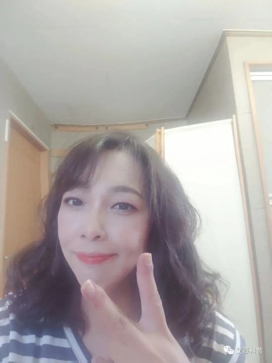 爱拍片的水嶋百合子写真分享，C罩杯的王者！