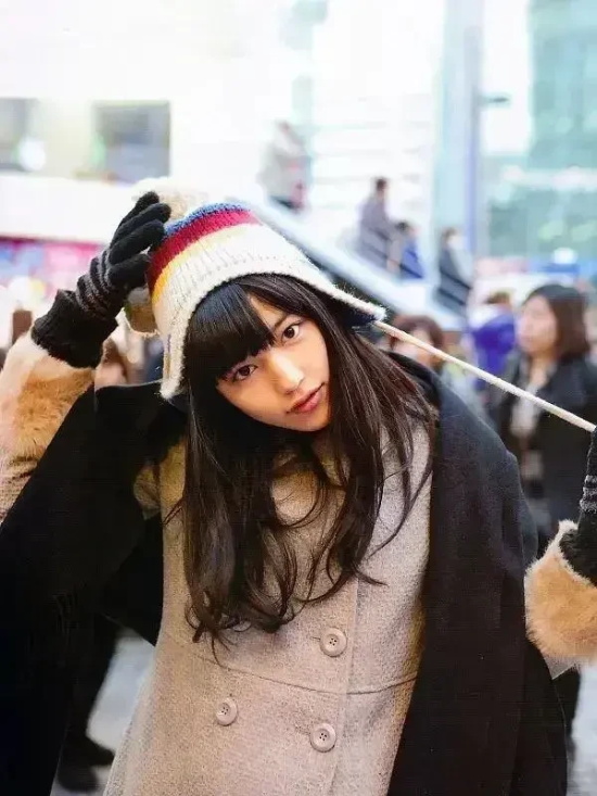 纯真少女川口春奈气质太脱俗，不愧是日版沈佳宜！