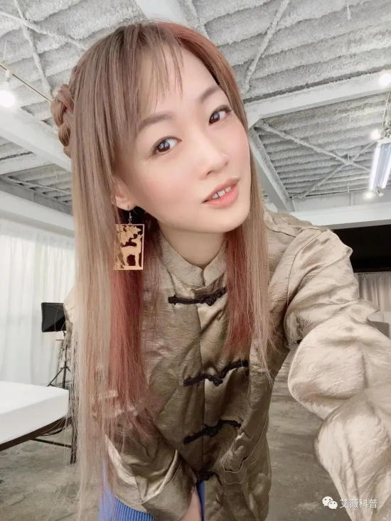 标准身材的黑木步美图分享，宮崎颜值代表！