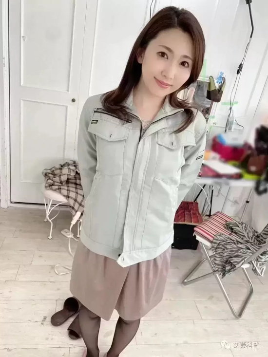 让人见到就有好心情的妃ひかり美图分享，真甜妹传说！