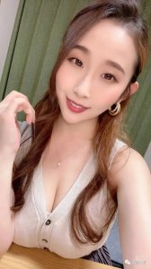 ​萝莉王美咲结衣写真分享，样样都是行业标准！