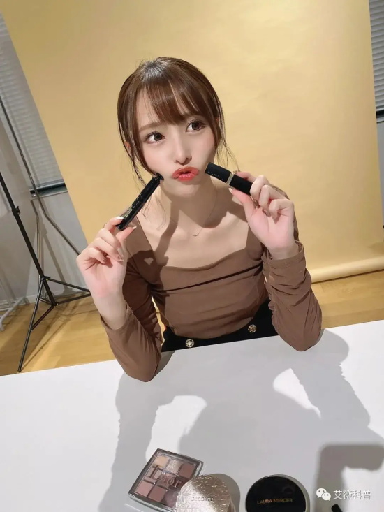 清纯可爱的伊藤舞雪美图分享，巴啦啦小仙女！