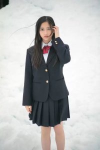 ​杂志封面人物——井上和