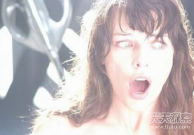 ​难道真有其事？美女遭外星人奴役136年