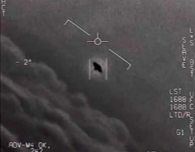 ​美国UFO项目官员称国防部握有人类无法制成的外星飞行器残骸