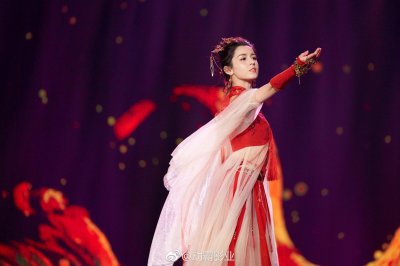 ​哈妮克孜蜡烛视频是什么内容曝光哈妮克孜到底怎么进医院的真相