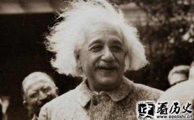 ​爱因斯坦睡眠时间与普通人不一样吗