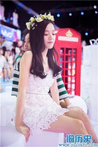 ​林妍柔整容前照片林妍柔的乳胸性感照片