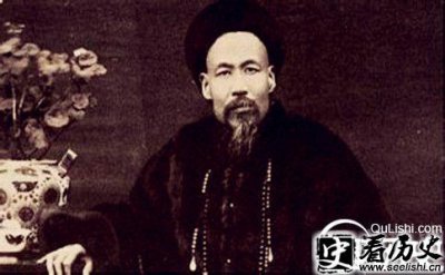​刘锦棠镇压回民起义的缘由