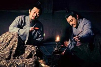 ​鲁肃多次劝阻孙权不可降操,就此改变东吴局势