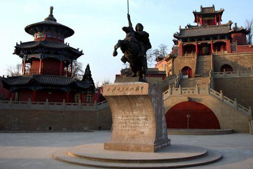 李自成和洪秀全的区别在哪