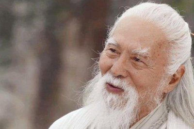​邱玄清和张三丰是什么关系?