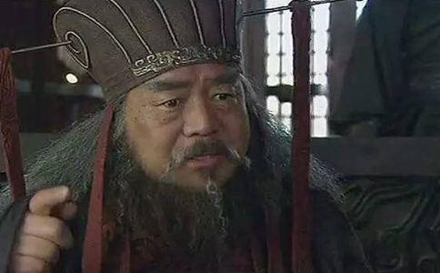 三千兵马控制帝都,董卓绝对不是没有脑子的人